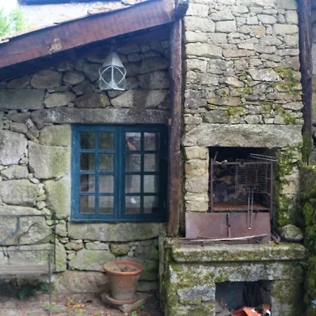 Bizarras كاسترو دير