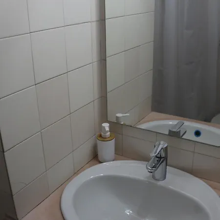 Bizarras مزرعة للإقامة كاسترو دير