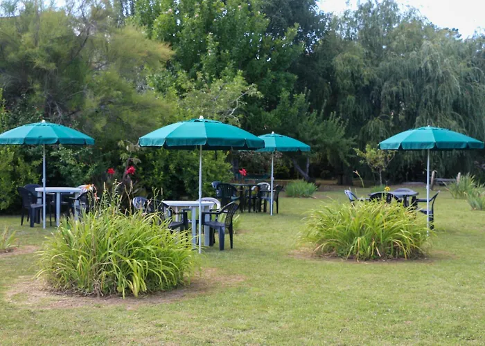 ファームステイ Bizarras *